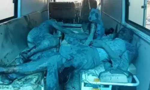 UP : लखनऊ में ऑक्सीजन रिफिलिंग के दौरान बड़ा हादसा, सिलेंडर फटने से दो लोगों की मौत UP : लखनऊ में ऑक्सीजन रिफिलिंग के दौरान बड़ा हादसा, सिलेंडर फटने से दो लोगों की मौत