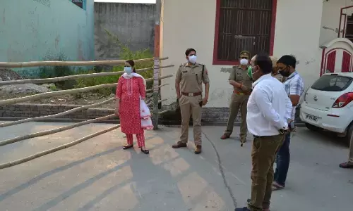 शामली: डीएम जसजीत कोर ने जिले के 10 अधिशासी अधिकारियों को दिया कारण बताओ नोटिस, कोरोना हॉटस्पॉट क्षेत्रों में बैरिकेडिंग पर नाराज शामली: डीएम जसजीत कोर ने जिले के 10 अधिशासी अधिकारियों को दिया कारण बताओ नोटिस, कोरोना हॉटस्पॉट क्षेत्रों में बैरिकेडिंग पर नाराज