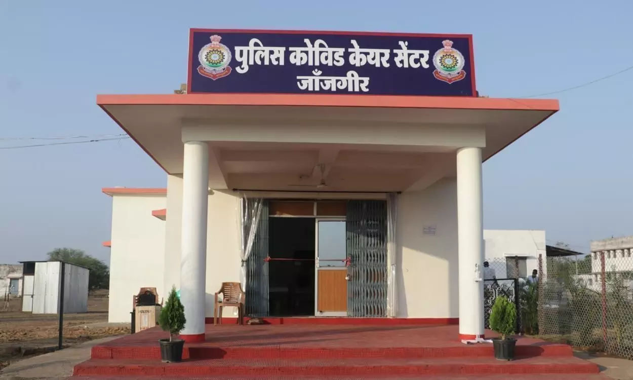 जांजगीर एसपी पारुल माथुर ने जिला चिकित्सालय के डॉक्टरों से मिलकर खोला पुलिस लाईन में कोविड हॉस्पिटल