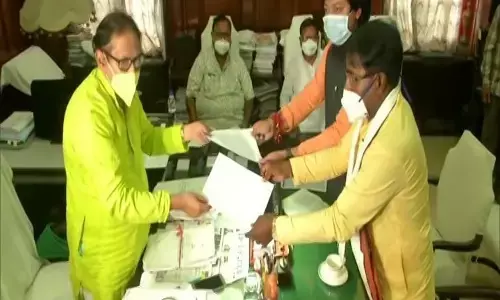 पश्चिम बंगाल विधानसभा में बीजेपी के विधायक 77 से घटकर हुए 75 जानें क्यों पश्चिम बंगाल विधानसभा में बीजेपी के विधायक 77 से घटकर हुए 75 जानें क्यों