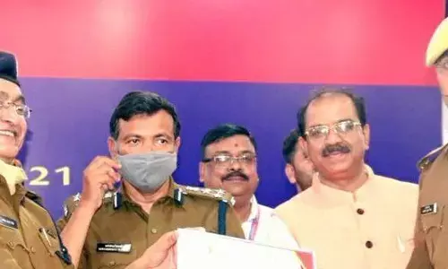 लोगो को रक्त दानकर जीवनदान दे रहे पुलिस मित्र ने कोरोना संक्रमण से बचाव को प्लाज्मा डोनेट करवाने का प्रयास शुरू किया लोगो को रक्त दानकर जीवनदान दे रहे पुलिस मित्र ने कोरोना संक्रमण से बचाव को प्लाज्मा डोनेट करवाने का प्रयास शुरू किया