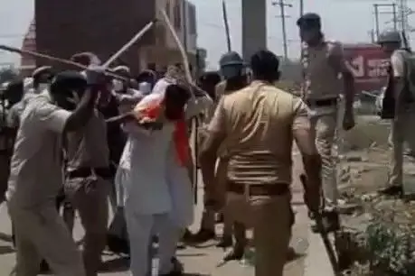 निहत्थे किसानों पर हिसार में निर्मम लाठीचार्ज तथा जुल्म और ज्यादती ? सत्ता का क्रूर चेहरा एक बार फिर बेनकाब! निहत्थे किसानों पर हिसार में निर्मम लाठीचार्ज तथा जुल्म और ज्यादती ? सत्ता का क्रूर चेहरा एक बार फिर बेनकाब!