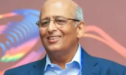 कोरोना से लड़ाई के बीच वैज्ञानिक शाहिद जमील का कोविड टास्क फोर्स के अध्यक्ष पद से इस्तीफा कोरोना से लड़ाई के बीच वैज्ञानिक शाहिद जमील का कोविड टास्क फोर्स के अध्यक्ष पद से इस्तीफा