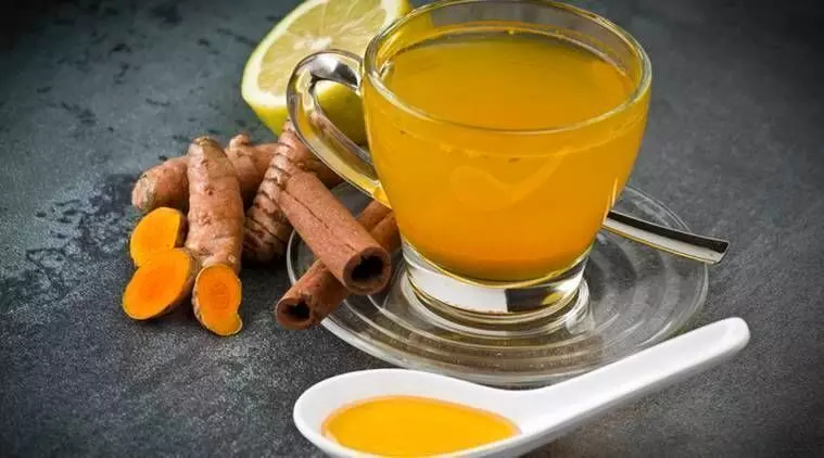 Health tips : इम्यून सिस्टम को मजबूत करने के लिए घर पर बनाएं ये होम मेड ड्रिंक्स Health tips : इम्यून सिस्टम को मजबूत करने के लिए घर पर बनाएं ये होम मेड ड्रिंक्स