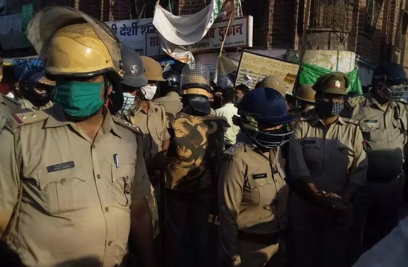 उन्नाव में सब्जी विक्रेता फैसल की मौत का जिम्मेदार कौन? उन्नाव में सब्जी विक्रेता फैसल की मौत का जिम्मेदार कौन?