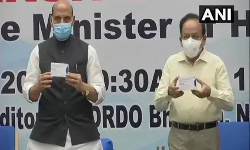 कोविड प्रबंधन से इलाज तक सुर्खियों में है अपना शहर गोरखपुर, प्रबंधन में देश और दुनिया में सराहे जा रहे सीएम योगी कोविड प्रबंधन से इलाज तक सुर्खियों में है अपना शहर गोरखपुर, प्रबंधन में देश और दुनिया में सराहे जा रहे सीएम योगी