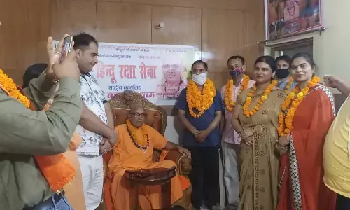 हिंदू रक्षा सेना के राष्ट्रीय अध्यक्ष महामंडलेश्वर स्वामी प्रबोधानंद गिरि जी महाराज को मिली हत्या करने की और गला काटने की धमकी