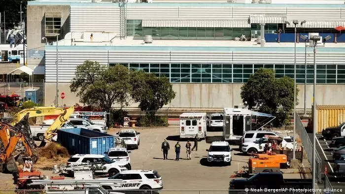 कैलिफोर्निया में रेल यार्ड कर्मचारी ने अंधाधुंध फायरिंग कर 8 लोगों की हत्‍या की, फिर कर ली सुसाइड