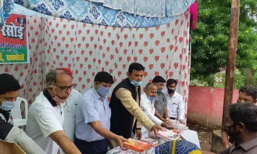 पीड़ितों को राहत देना समाजवादियों का कर्तव्य : इं. वीरेन्द्र यादव पीड़ितों को राहत देना समाजवादियों का कर्तव्य : इं. वीरेन्द्र यादव