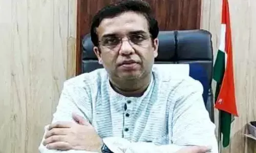 बरसात के जलभराव पर रखे नजर, बाढ़ चौकियों को पूरी तरह से रखे सक्रिय: जिलाधिकारी वैभव श्रीवास्तव बरसात के जलभराव पर रखे नजर, बाढ़ चौकियों को पूरी तरह से रखे सक्रिय: जिलाधिकारी वैभव श्रीवास्तव