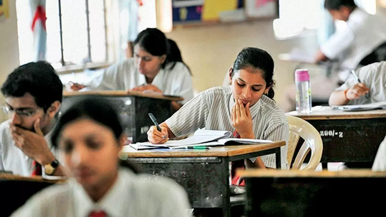 CBSE 12th Board Result 2021 Formula: इस फॉर्मूले पर तैयार होगा रिजल्ट! जानिए किस छात्र को कितने नंबर मिलेंगे