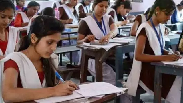 मध्य प्रदेश बोर्ड की 12वीं कक्षा की परीक्षा रद्द, सीएम शिवराज सिंह चौहान ने की घोषणा मध्य प्रदेश बोर्ड की 12वीं कक्षा की परीक्षा रद्द, सीएम शिवराज सिंह चौहान ने की घोषणा