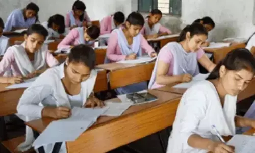 गुजरात शिक्षा बोर्ड ने 12वीं की बोर्ड परीक्षा रद्द की, अन्य राज्य भी ले सकते हैं फैसला