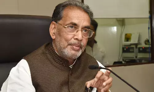 यूपी में सियासी हलचल तेज? योगी कैबिनेट का विस्तार या बड़ा फेरबदल? राज्यपाल से मिलेंगे BJP प्रभारी राधा मोहन सिंह यूपी में सियासी हलचल तेज? योगी कैबिनेट का विस्तार या बड़ा फेरबदल? राज्यपाल से मिलेंगे BJP प्रभारी राधा मोहन सिंह