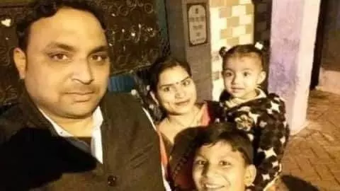 UP : एक ही परिवार के 4 लोगों ने की आत्महत्या, सुसाइड नोट में बयां किया दर्द UP : एक ही परिवार के 4 लोगों ने की आत्महत्या, सुसाइड नोट में बयां किया दर्द