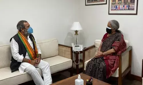 केंद्रीय वित्त मंत्री निर्मला सीतारमण से राज्यमंत्री पं सुनील भराला ने श्रमिकों के हितों को लेकर की महत्वपूर्ण वार्ता, सौपा मांग पत्र