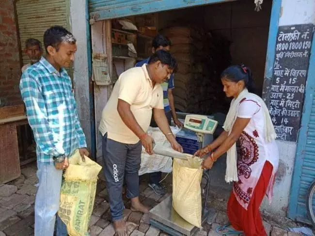 धत तेरे की......., प्रधानमंत्री गरीब कल्याण योजना में लगा भ्रष्टाचार का ग्रहण