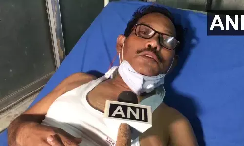 पश्चिम बंगाल: BJP सांसद जयंत कुमार रॉय पर हमला, TMC कार्यकर्ताओं पर आरोप, गंभीर हालत में मेडिकल कॉलेज ले जाया गया पश्चिम बंगाल: BJP सांसद जयंत कुमार रॉय पर हमला, TMC कार्यकर्ताओं पर आरोप, गंभीर हालत में मेडिकल कॉलेज ले जाया गया