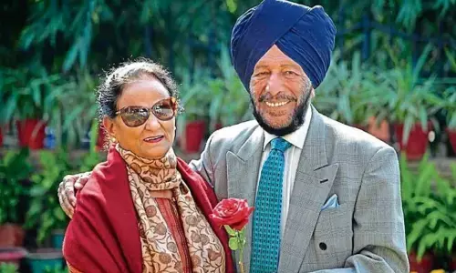 भारत के महान धावक मिल्खा सिंह की वाइफ निर्मल कौर का निधन, कोरोना से थीं संक्रमित