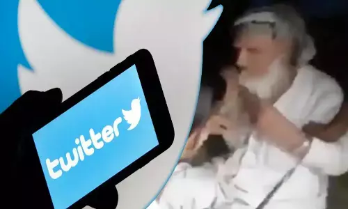 Ghaziabad: मुस्लिम बुजुर्ग से मारपीट के मामले को सांप्रदायिक रंग देने के आरोप में Twitter समेत 8 लोगों के खिलाफ FIR दर्ज Ghaziabad: मुस्लिम बुजुर्ग से मारपीट के मामले को सांप्रदायिक रंग देने के आरोप में Twitter समेत 8 लोगों के खिलाफ FIR दर्ज