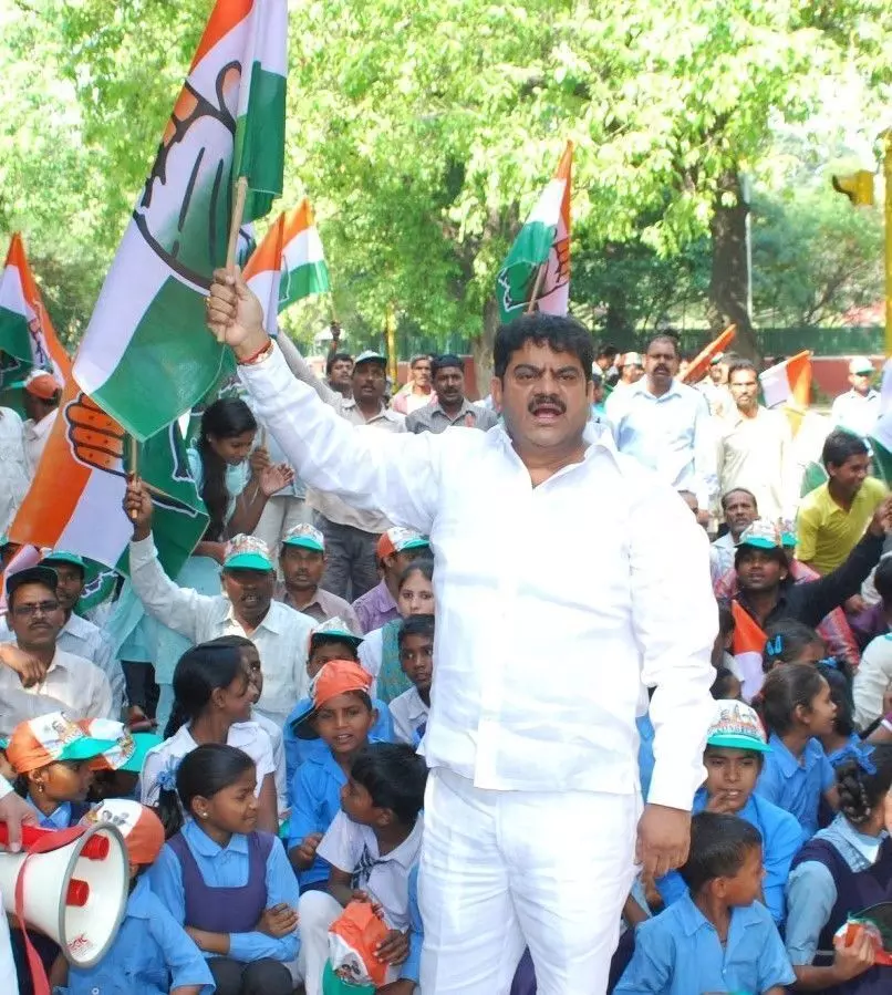 जब स्कूल बंद फिर फीस क्यों ? निजी स्कूलों पर लगाम लगाए सरकार: पण्डित जगदीश शर्मा जब स्कूल बंद फिर फीस क्यों ? निजी स्कूलों पर लगाम लगाए सरकार: पण्डित जगदीश शर्मा