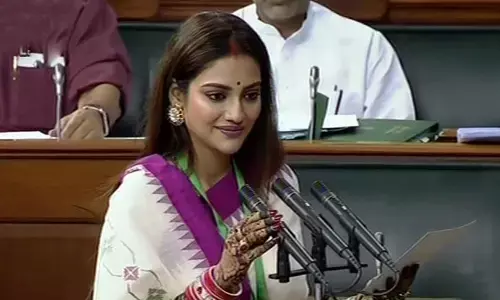 भाजपा सांसद ने नुसरत जहां को मुश्किल में डाला, स्पीकर को लिखा पत्र भाजपा सांसद ने नुसरत जहां को मुश्किल में डाला, स्पीकर को लिखा पत्र