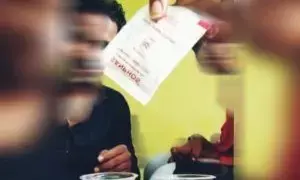 प्रेमी जोड़े ने होटल में जहर पीया, मौत प्रेमी जोड़े ने होटल में जहर पीया, मौत