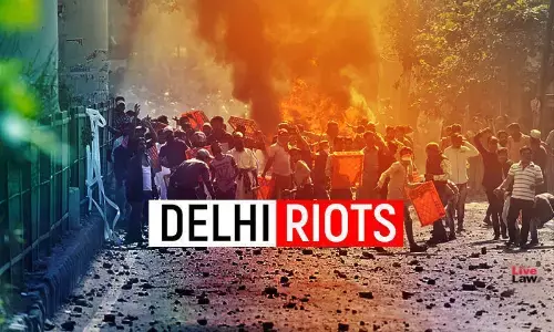 दिल्ली हिंसा: ACP संजीव कुमार पर गिरी गाज, डिमोट कर बनाए गए इंस्पेक्टर दिल्ली हिंसा: ACP संजीव कुमार पर गिरी गाज, डिमोट कर बनाए गए इंस्पेक्टर
