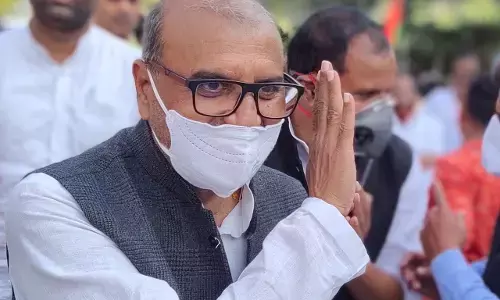 समाजवादी पार्टी के विधायक ललई यादव ने सात सरकारी अस्पतालों को लिया गोद