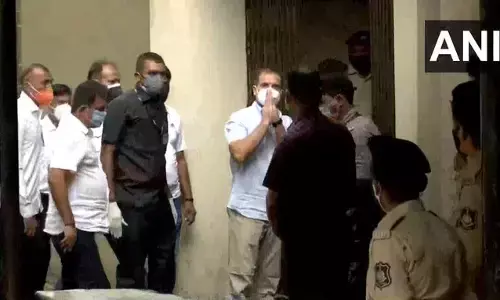 सूरत के मजिस्ट्रेट कोर्ट में पेश हुए राहुल गांधी, बयान दर्ज कराते हुए माफी मांगने से किया इनकार