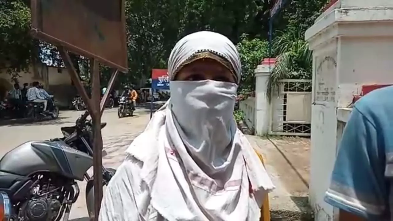 Fatehpur News: सामूहिक दुष्कर्म में नहीं हुआ विधायक आवास का इस्तेमाल, तीनो आरोपी गिरफ्तार, खोला राज Fatehpur News: सामूहिक दुष्कर्म में नहीं हुआ विधायक आवास का इस्तेमाल, तीनो आरोपी गिरफ्तार, खोला राज