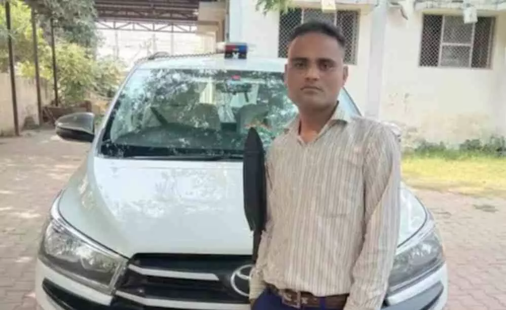 दोस्त की पत्नी से बनाए अवैध संबंध, पति को Video दिखा करता था ब्लैकमेल? फिर ऐसे हुआ दिया कत्ल.. दोस्त की पत्नी से बनाए अवैध संबंध, पति को Video दिखा करता था ब्लैकमेल? फिर ऐसे हुआ दिया कत्ल..