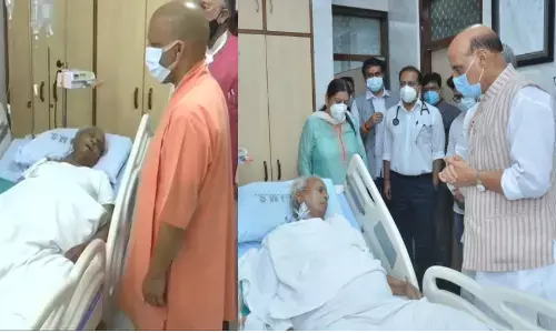 पूर्व CM कल्याण सिंह अस्पताल में भर्ती, CM योगी व फिर रक्षा मंत्री राजनाथ सिंह ने लिया हालचाल पूर्व CM कल्याण सिंह अस्पताल में भर्ती, CM योगी व फिर रक्षा मंत्री राजनाथ सिंह ने लिया हालचाल