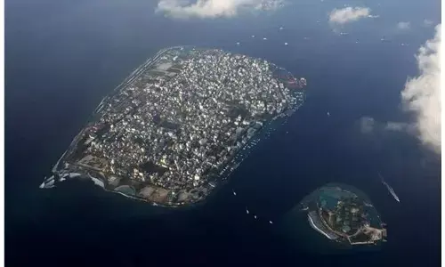 मालदीव में इंडिया आउट अभियान पर भारत की प्रतिक्रिया...    - डॉ गुलबिन सुल्ताना,