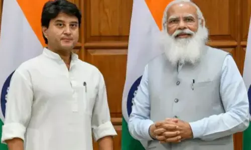 मोदी मंत्रिमंडल : मध्यप्रदेश का कद बढ़ा, मंत्रियों का घटा मोदी मंत्रिमंडल : मध्यप्रदेश का कद बढ़ा, मंत्रियों का घटा