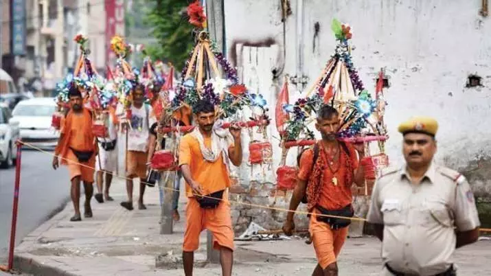 कांवड़ यात्रा में सुप्रीम कोर्ट ने लिया स्वतः संज्ञान, यूपी, उत्तराखंड और केंद्र को जारी किया नोटिस