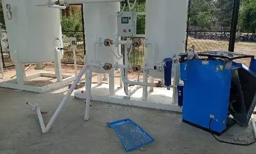 अमरोहा जनपद के जिला अस्पताल में ऑक्सीजन प्लांट के ट्रायल के दौरान हुआ ब्लास्ट .. अमरोहा जनपद के जिला अस्पताल में ऑक्सीजन प्लांट के ट्रायल के दौरान हुआ ब्लास्ट ..