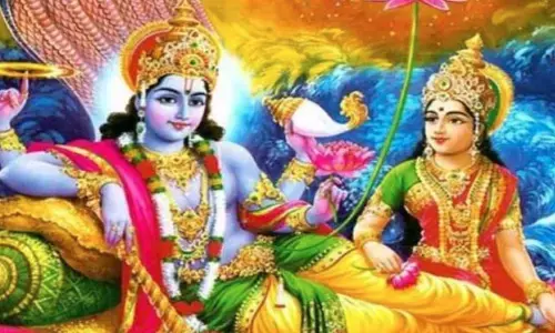 अगर करना है भगवान विष्णु को प्रसन्न तो करें इन मंत्रों का जाप