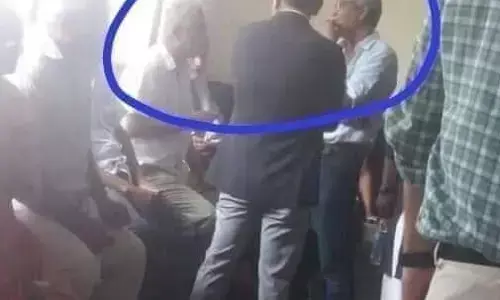 क्या यह है भारत की मीडिया जो खुद को चौथा स्तंभ कहती है?