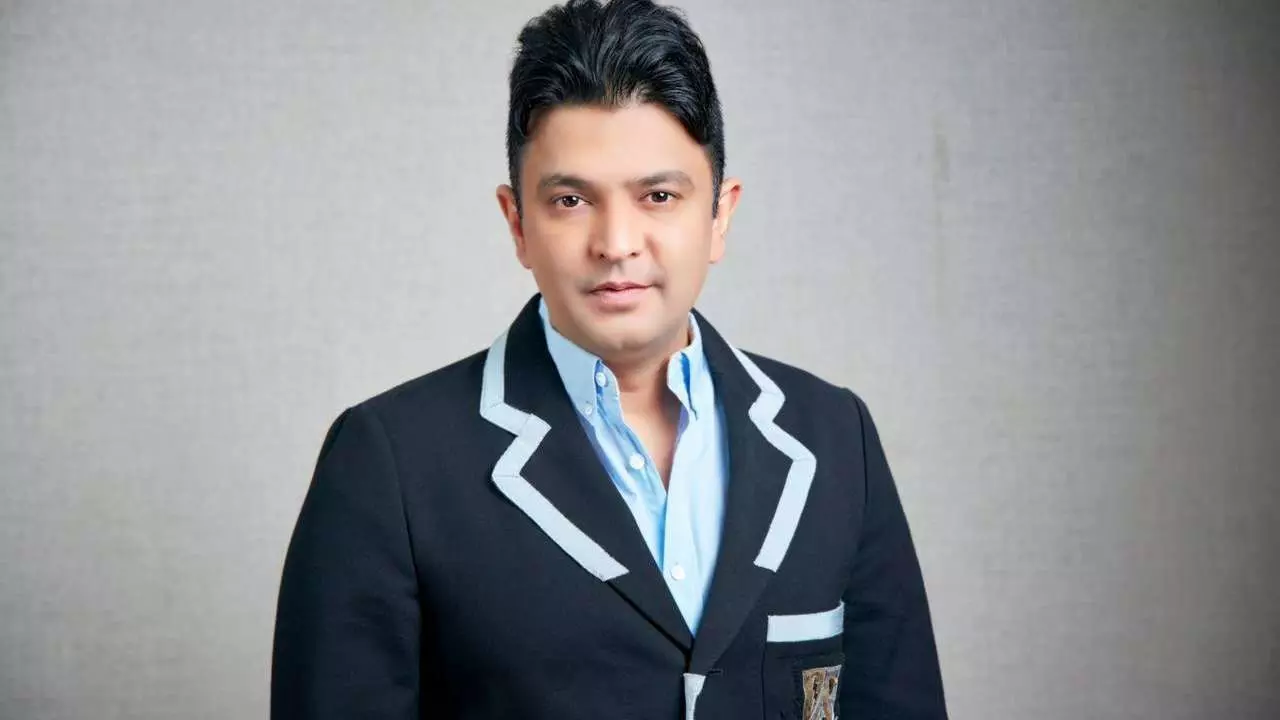 T-Series के मालिक भूषण कुमार खिलाफ रेप का केस दर्ज, 30 साल की लड़की ने लगाया आरोप T-Series के मालिक भूषण कुमार खिलाफ रेप का केस दर्ज, 30 साल की लड़की ने लगाया आरोप