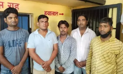 सपा के जुलूस में पाकिस्तान जिंदाबाद के नारे लगाने वाले 5 लोग गिरफ्तार सपा के जुलूस में पाकिस्तान जिंदाबाद के नारे लगाने वाले 5 लोग गिरफ्तार