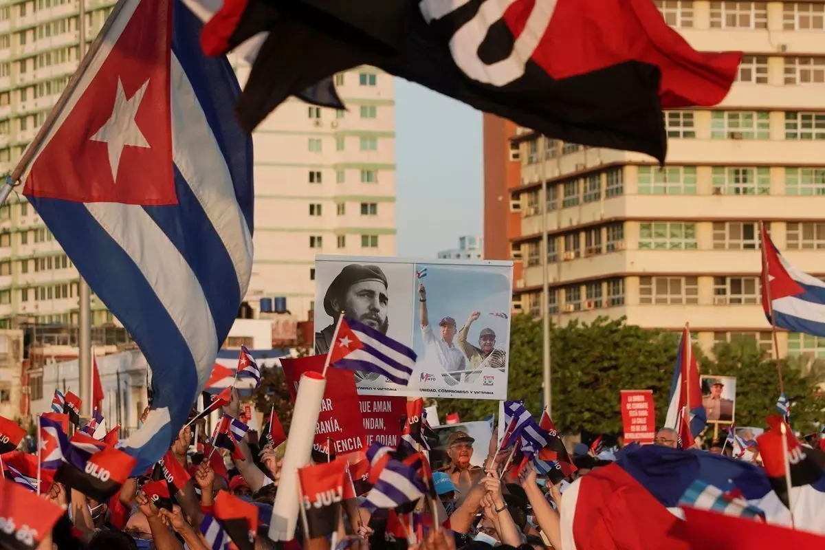 क्यूबा सरकार ने विरोध के बाद हवाना में जन रैली निकाली..