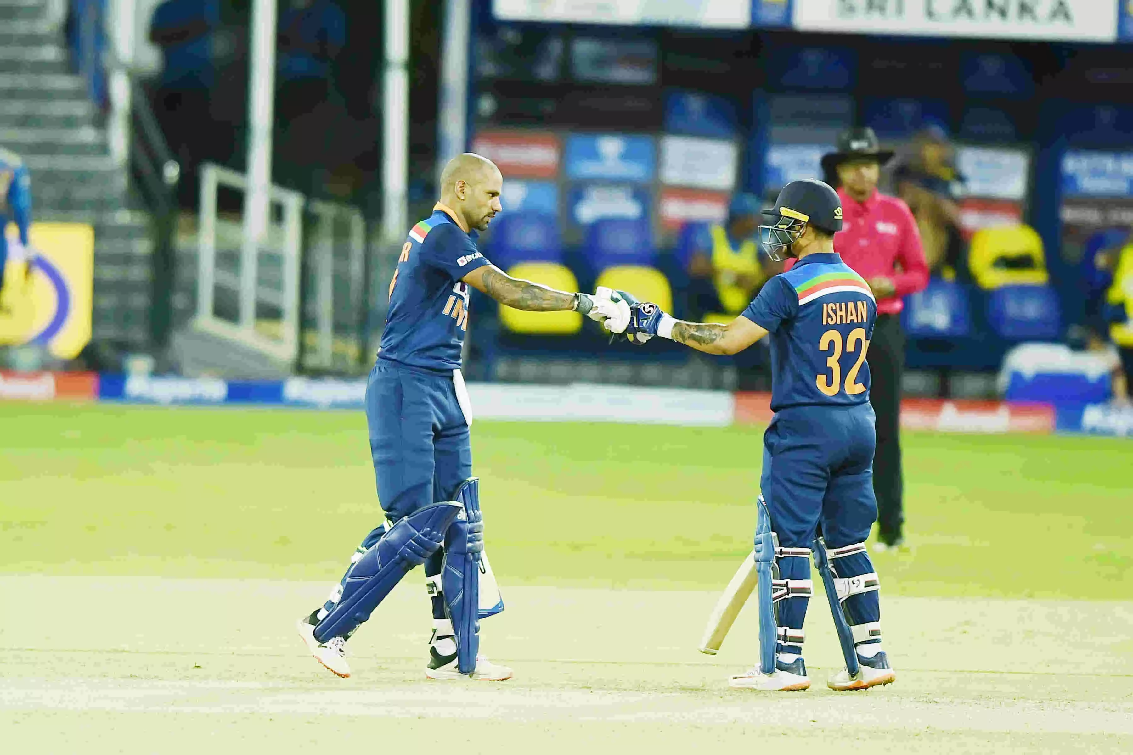 भारत ने श्रीलंका को 7 विकेट से हराया : ईशान ने डेब्यू वनडे में 59 रन की पारी खेली; धवन ने 33वीं फिफ्टी लगाई