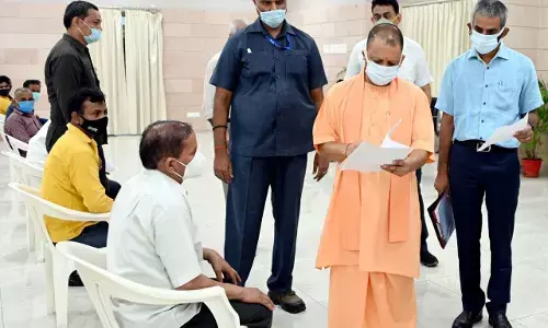 बीमार मां का इलाज कराने गए आशीष को सरकार से मिली बड़ी राहत, वसूला गया मनमाना धन कराया वापस बीमार मां का इलाज कराने गए आशीष को सरकार से मिली बड़ी राहत, वसूला गया मनमाना धन कराया वापस