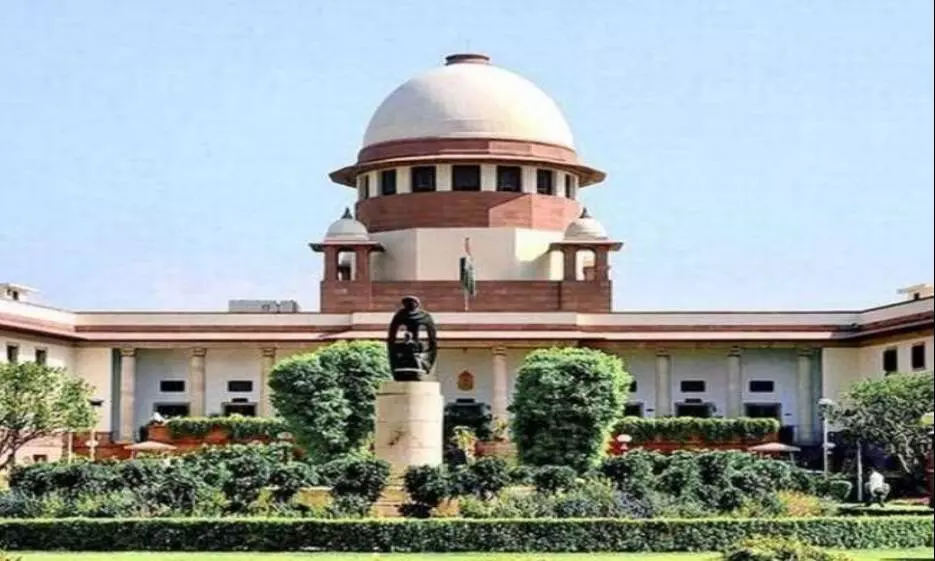 SC ने कोरोना से हुई मौत पर मुआवजा नीति न बनाने को लेकर केंद्र को लगाई फटकार SC ने कोरोना से हुई मौत पर मुआवजा नीति न बनाने को लेकर केंद्र को लगाई फटकार