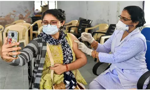 यूपी के इन दो गांवों में हुआ सौ फीसदी वैक्सीनेशन यूपी के इन दो गांवों में हुआ सौ फीसदी वैक्सीनेशन