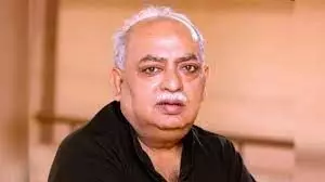 मुनव्वर राणा को लेकर यूपी के मंत्री का विवादित बयान, बोल- जो 1947 के बंटवारे के बाद भारत में... मुनव्वर राणा को लेकर यूपी के मंत्री का विवादित बयान, बोल- जो 1947 के बंटवारे के बाद भारत में...