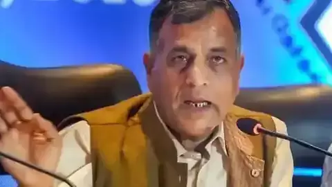 पूर्व चुनाव आयुक्त अशोक लवासा की जासूसी क्यों कराई गई, बड़ा खुलासा