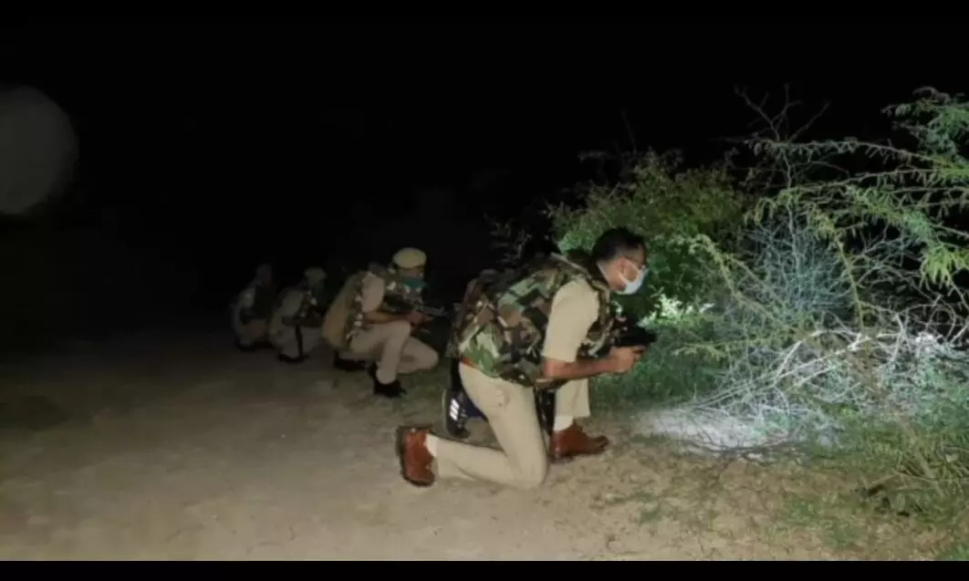 आगरा पुलिस ने कुख्यात बदमाश बदन सिंह को एनकाउंटर में किया ढेर आगरा पुलिस ने कुख्यात बदमाश बदन सिंह को एनकाउंटर में किया ढेर