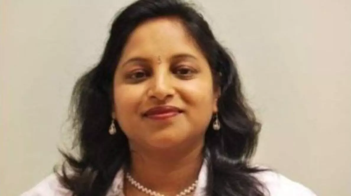 यूपी : सिर्फ इस मामूली वजह से देवर ने डॉ. भाभी का सिर कुचलकर ले ली जान, फिर थाने जा किया सरेंडर यूपी : सिर्फ इस मामूली वजह से देवर ने डॉ. भाभी का सिर कुचलकर ले ली जान, फिर थाने जा किया सरेंडर